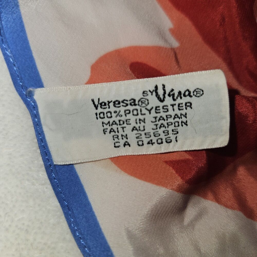 Vintage Vera Neumann Floral Scarf with Large Flower Pattern - Picture 4 of 7